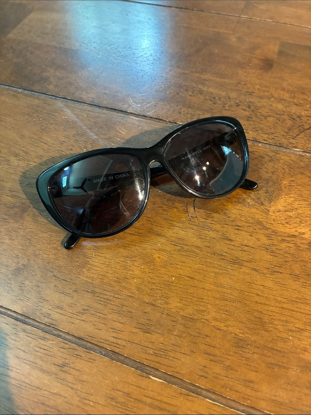 Madewell Classic COOL Black Women's Sunglasses - Sleek Cat-Eye Style 💋